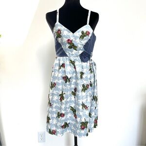 Anthropologie, Eloise floral true wrap dress. Cotton, rosebuds, size small